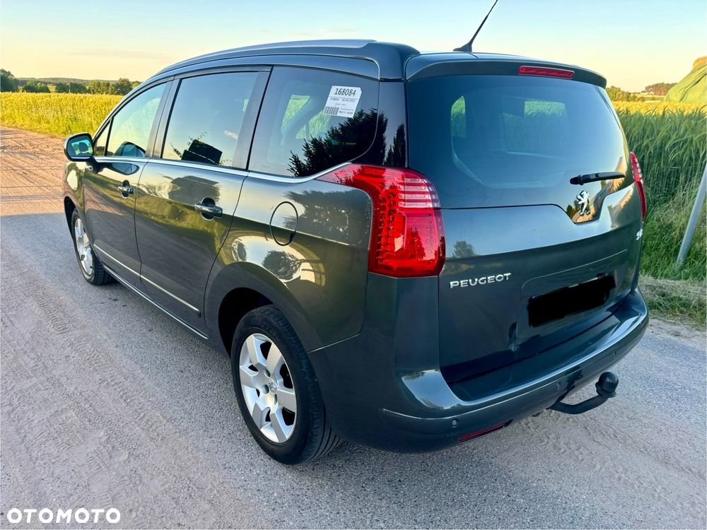Peugeot 5008 - 11