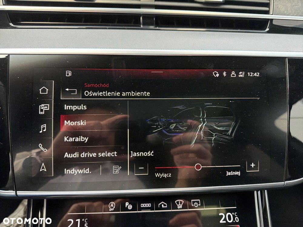 Audi A8 - 35