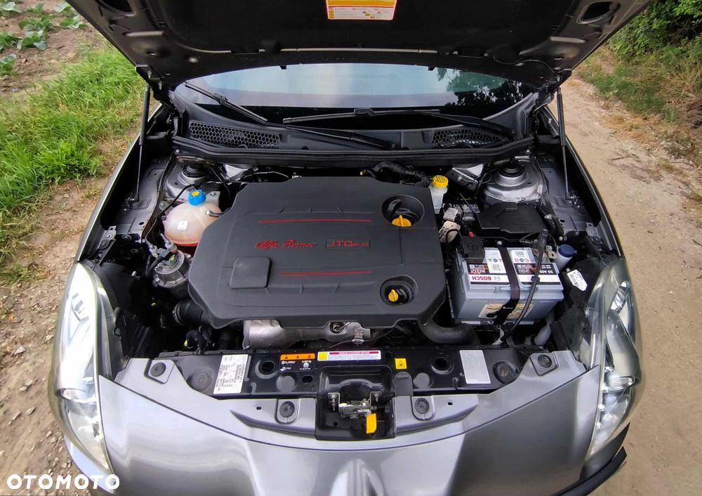 Alfa Romeo Giulietta 2.0 JTDM Distinctive - 16