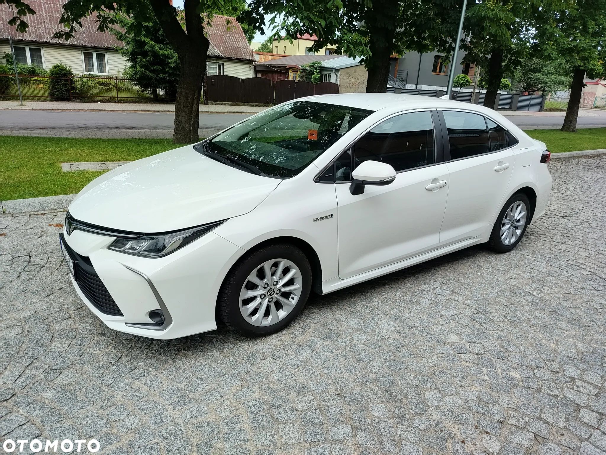 Toyota Corolla 1.8 Hybrid Comfort - 1