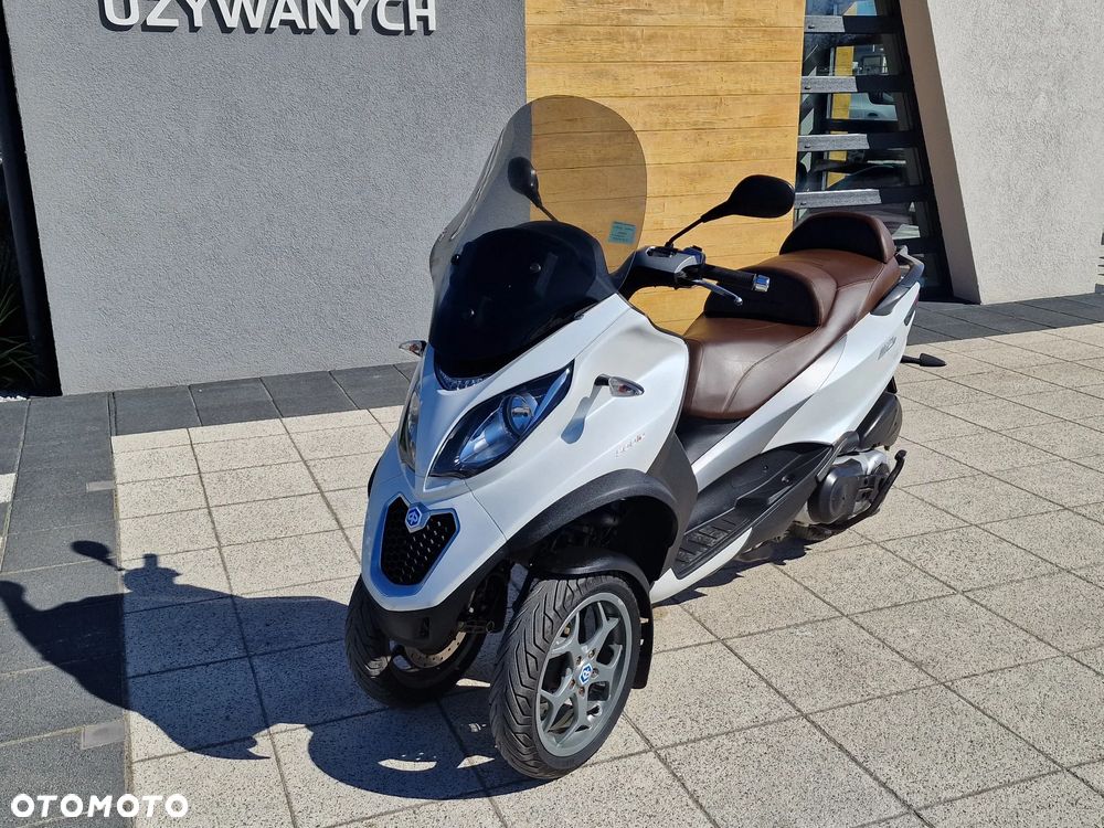 Piaggio MP-3 - 3