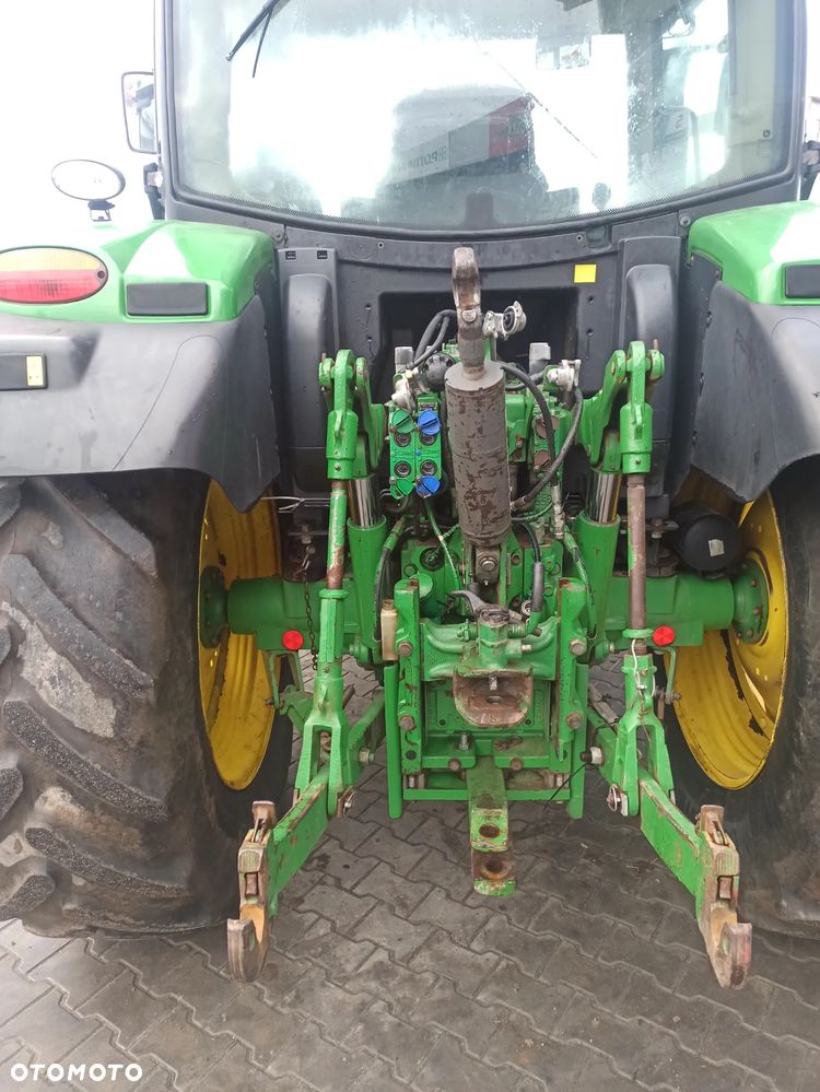 John Deere 6115R - 13