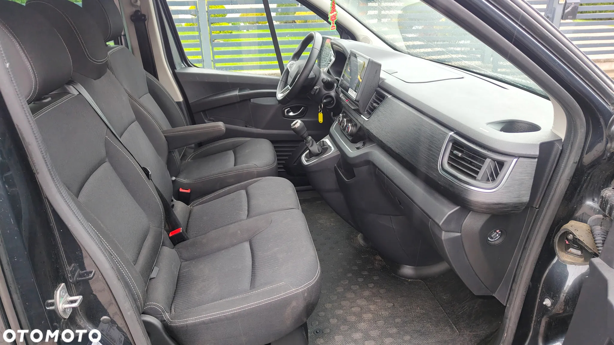 Renault Trafic - 10