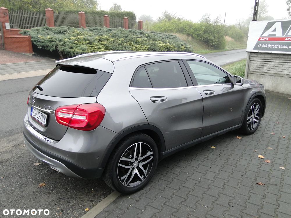 Mercedes-Benz GLA 250 4-Matic - 2