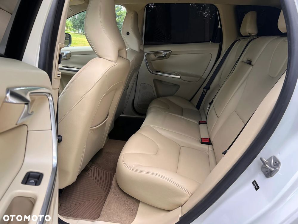 Volvo XC 60 T6 AWD Edition Pro - 7