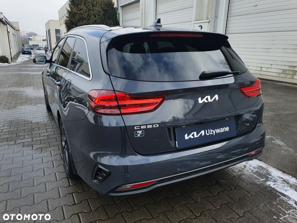 Kia Ceed 1.5 T-GDI Tribute - 23