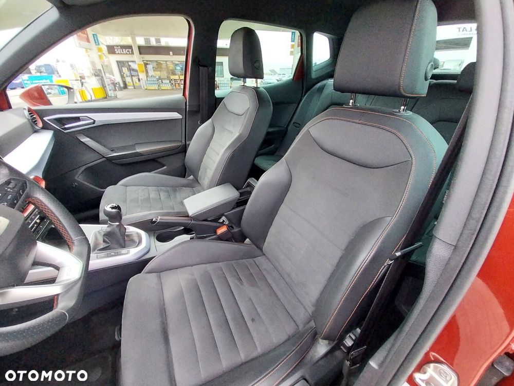 Seat Arona - 11