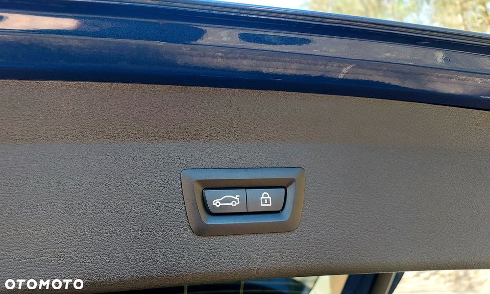 BMW X1 sDrive16d - 17