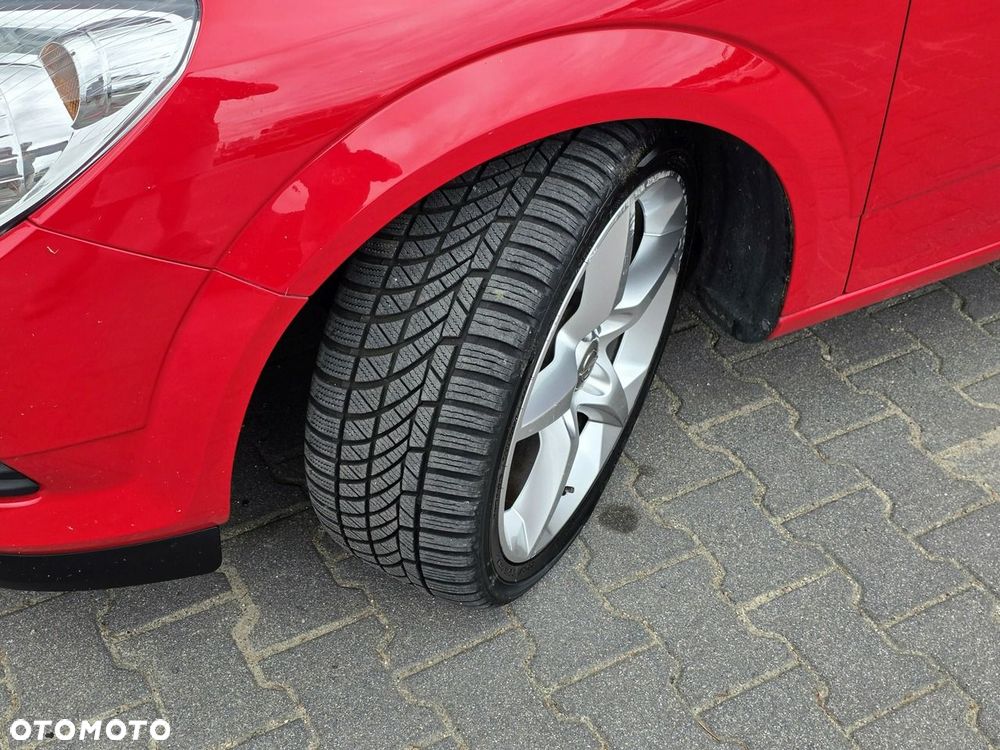 Opel Astra 1.9 CDTI Cosmo - 30