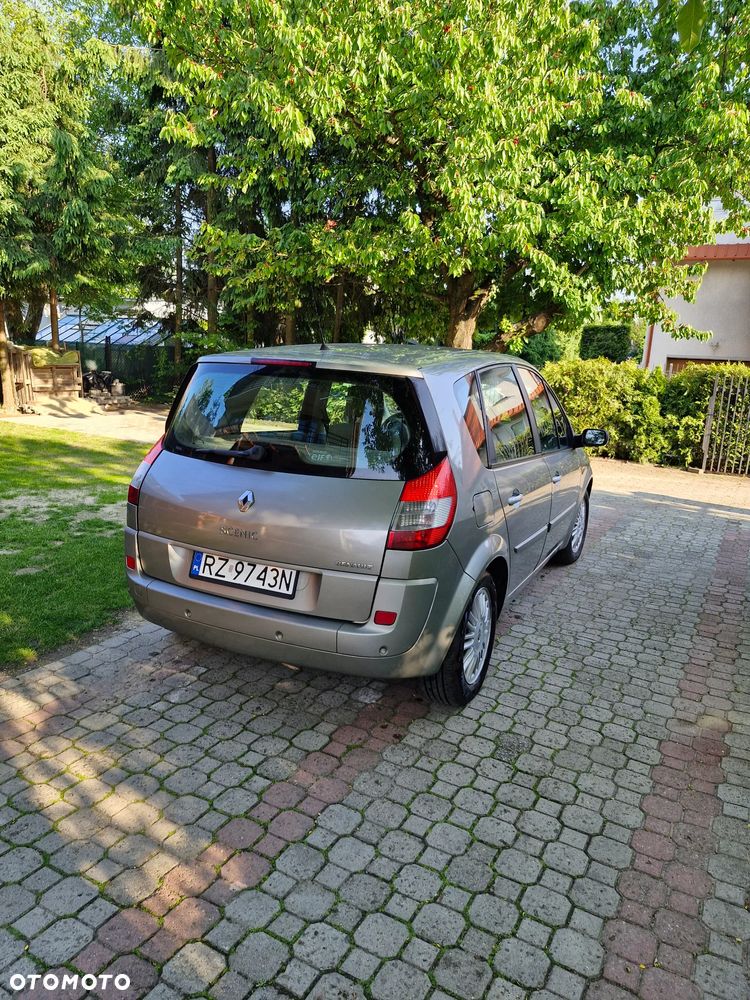 Renault Scenic - 2