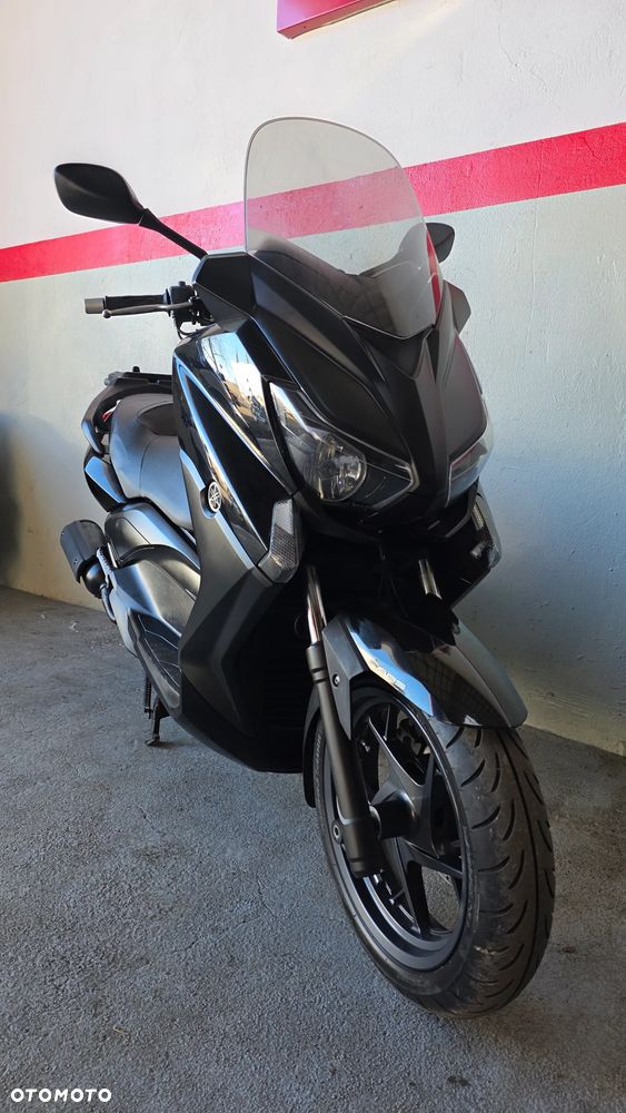 Yamaha X-max - 10