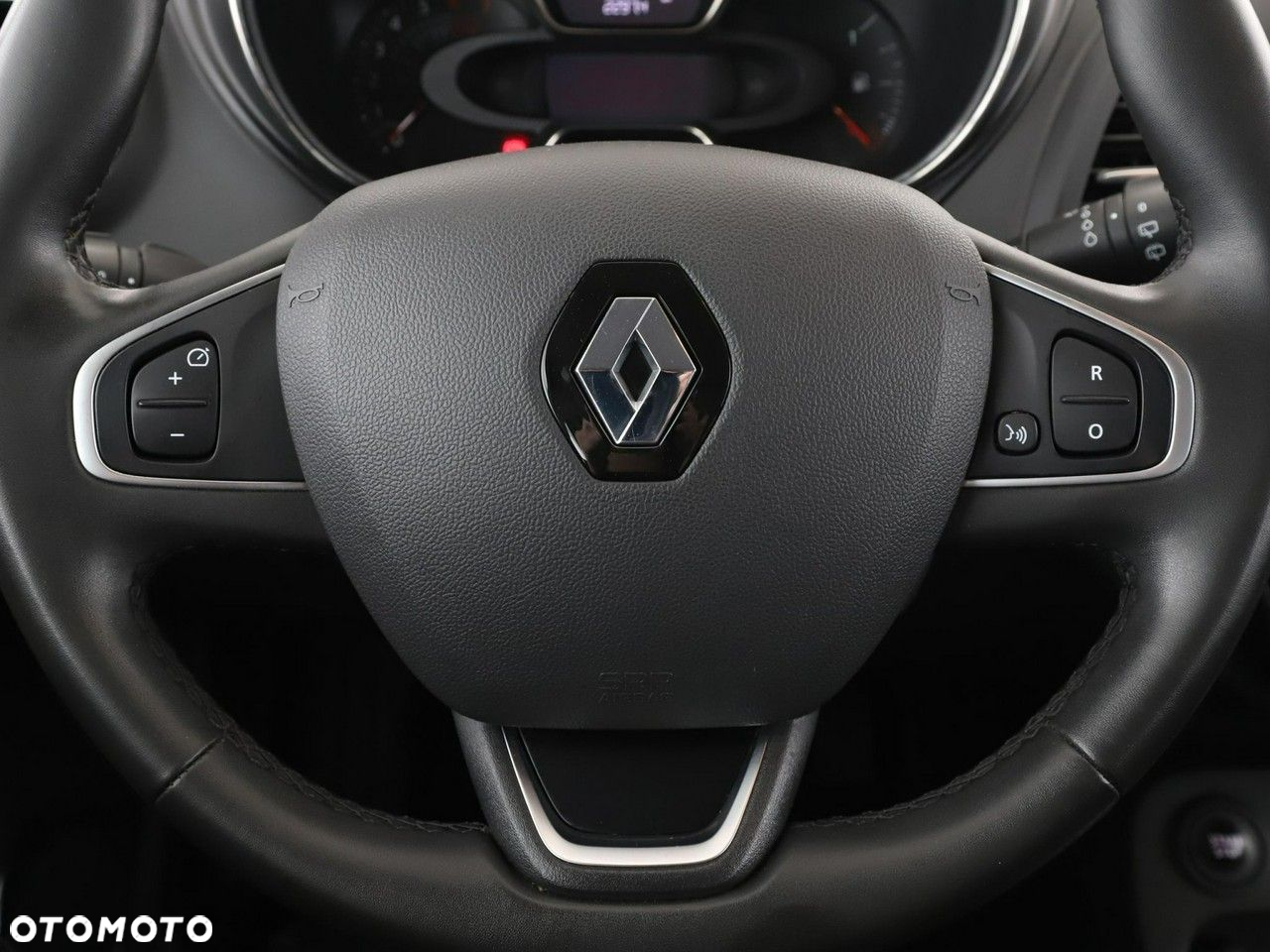 Renault Captur - 21