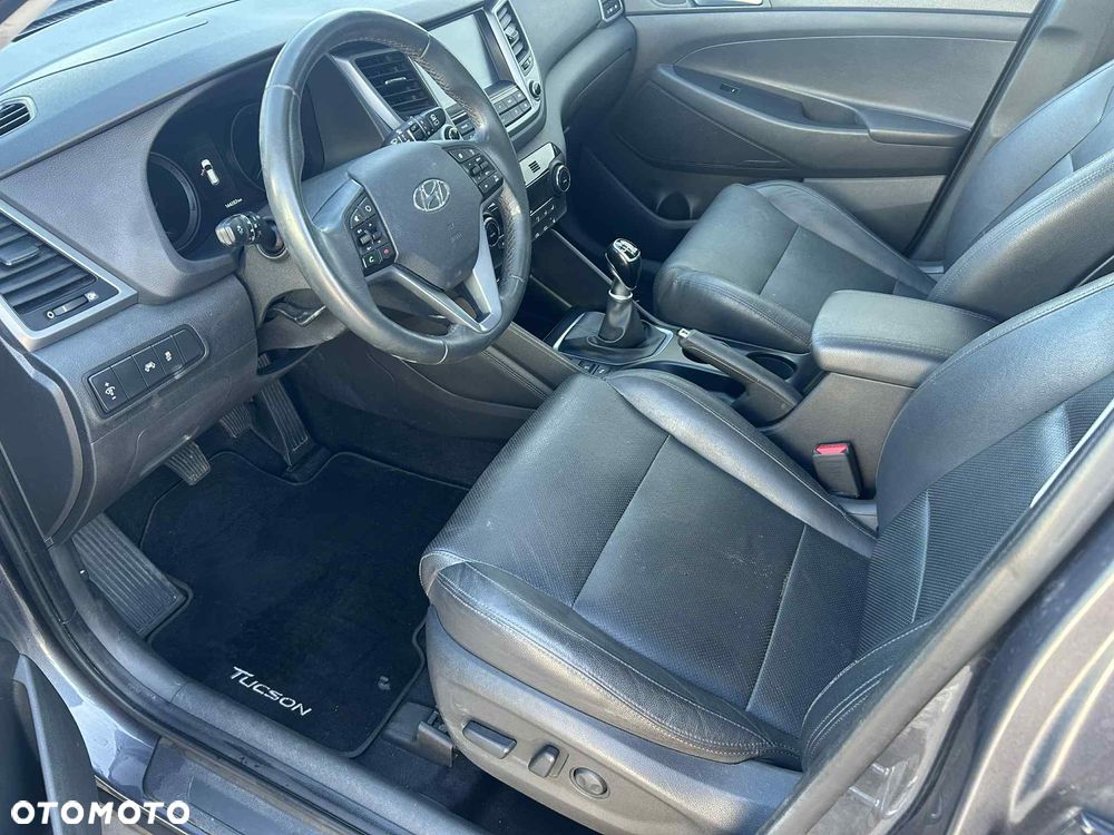 Hyundai Tucson blue 1.7 CRDi 2WD Advantage - 13