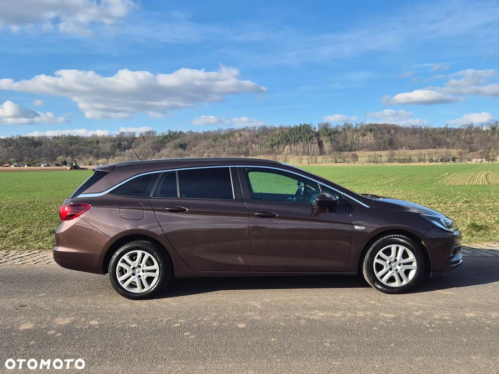 Opel Astra 1.6 D (CDTI) Selection - 12