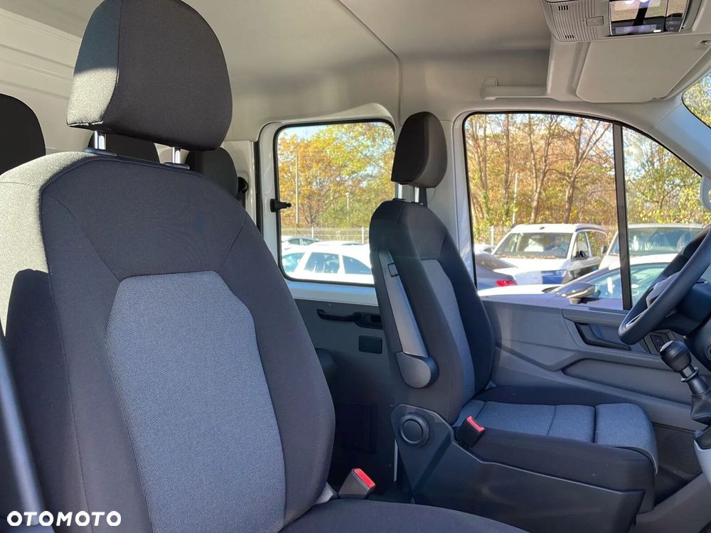 Volkswagen Crafter 35 Podw. kbina/Skrzynia 2.0 TDI 163 KM manualna r. o. 3640 mm - 12