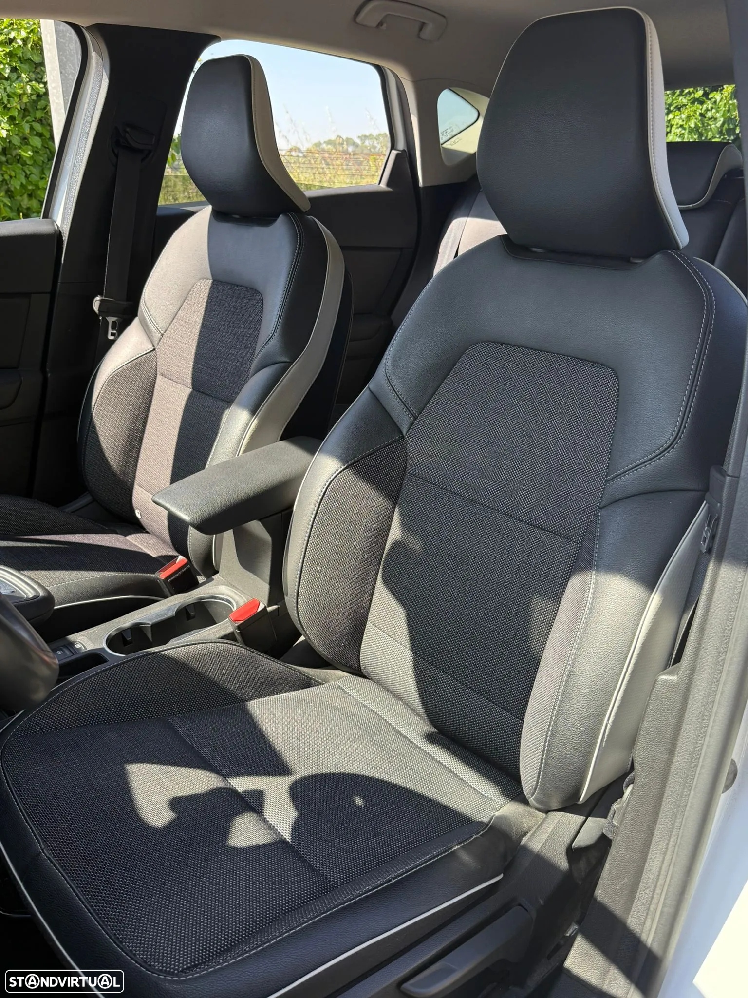 Renault Captur 1.6 E-Tech Plug-In Exclusive - 10