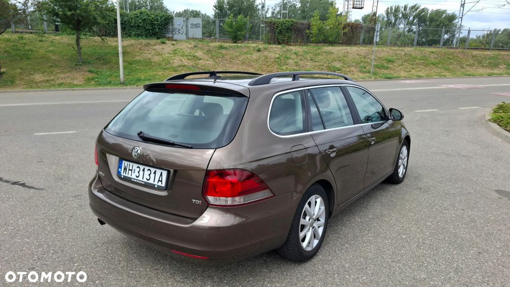 Volkswagen Golf 1.6 TDI Comfortline - 7