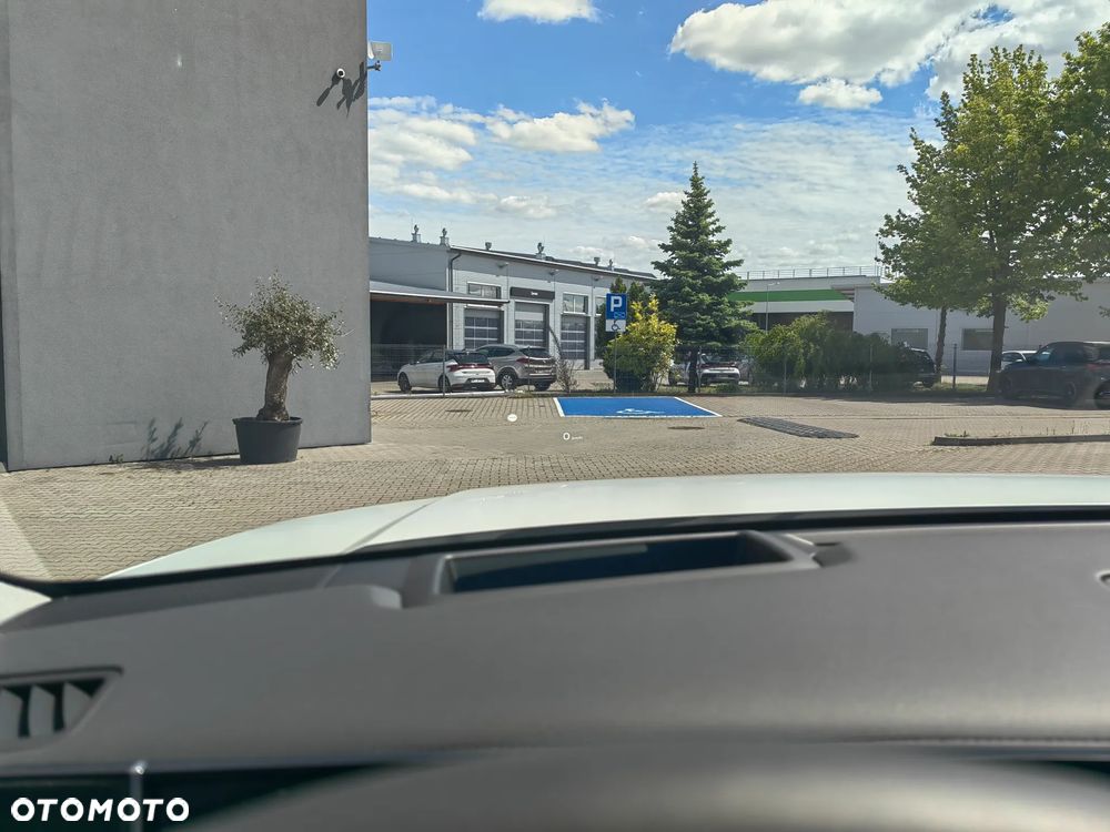 Hyundai Santa Fe ver-1-6-t--gdi-hev-platinum-4wd-7os - 16