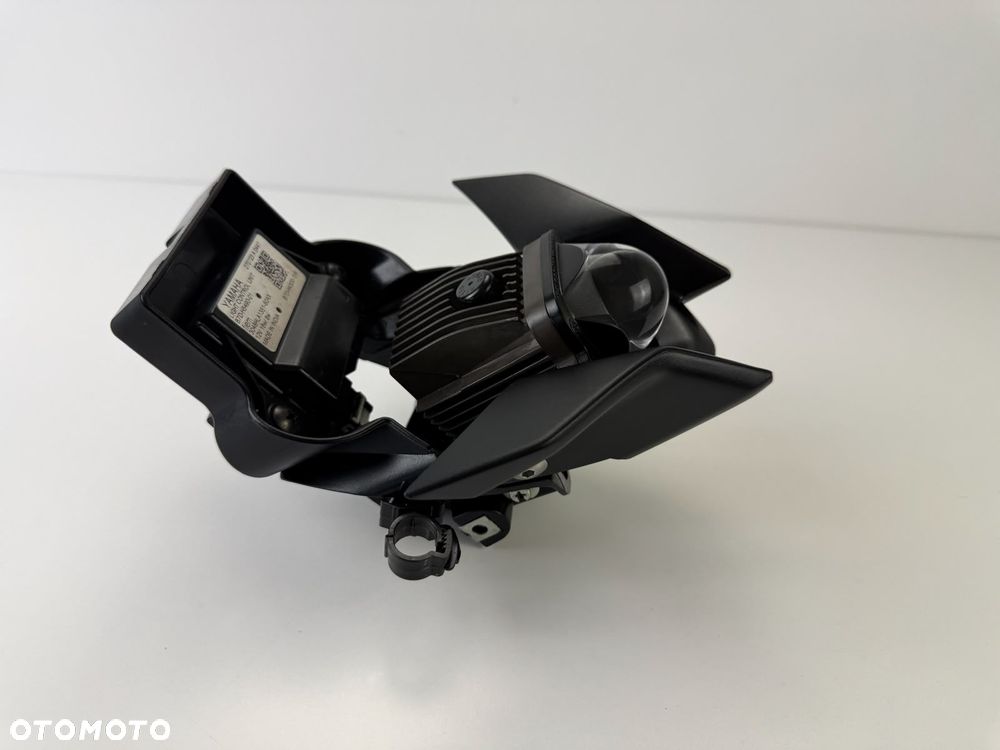 Przednia lampa reflektor Yamaha MT 125 2020+ - 8