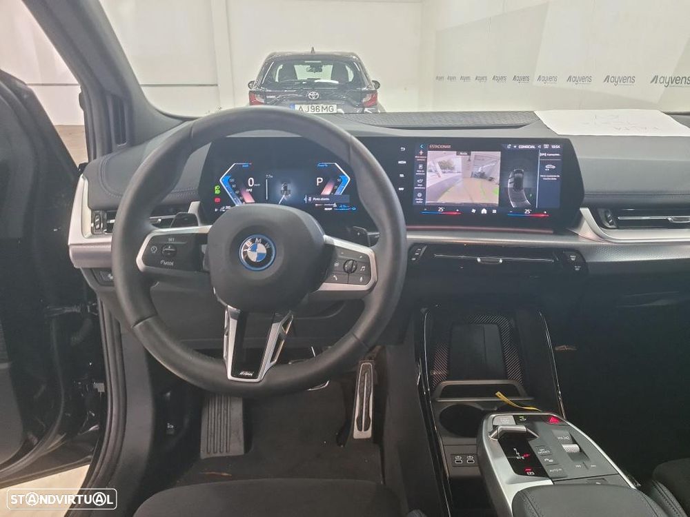 BMW 225xe Active Tourer e xDrive Pack Desportivo M - 9