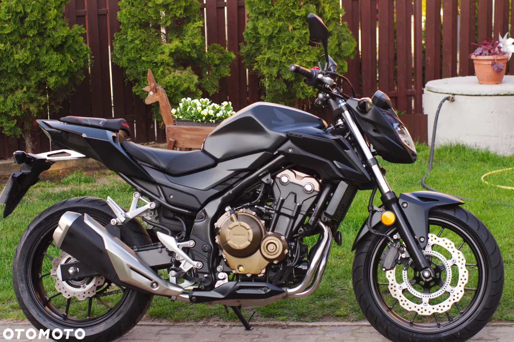 Honda CB - 2