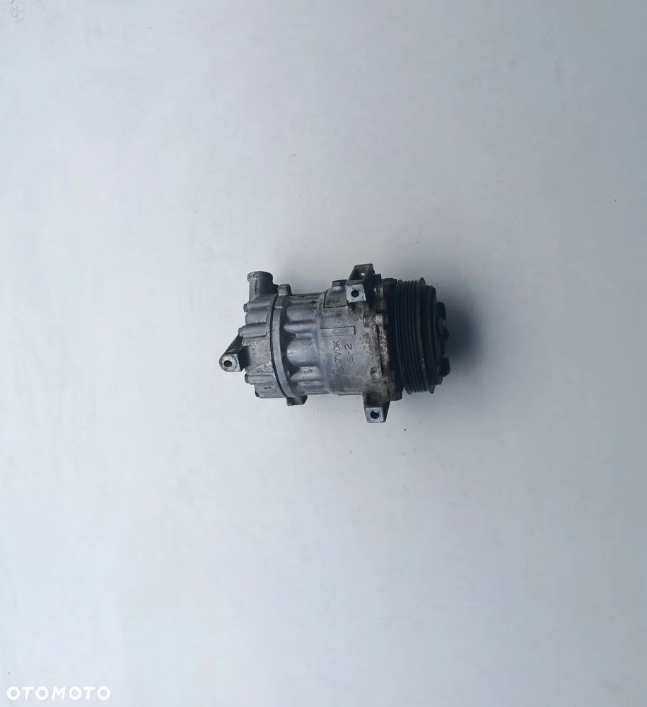 SPRĘŻARKA KLIMATYZACJI 13217307 - OPEL VECTRA C - 2