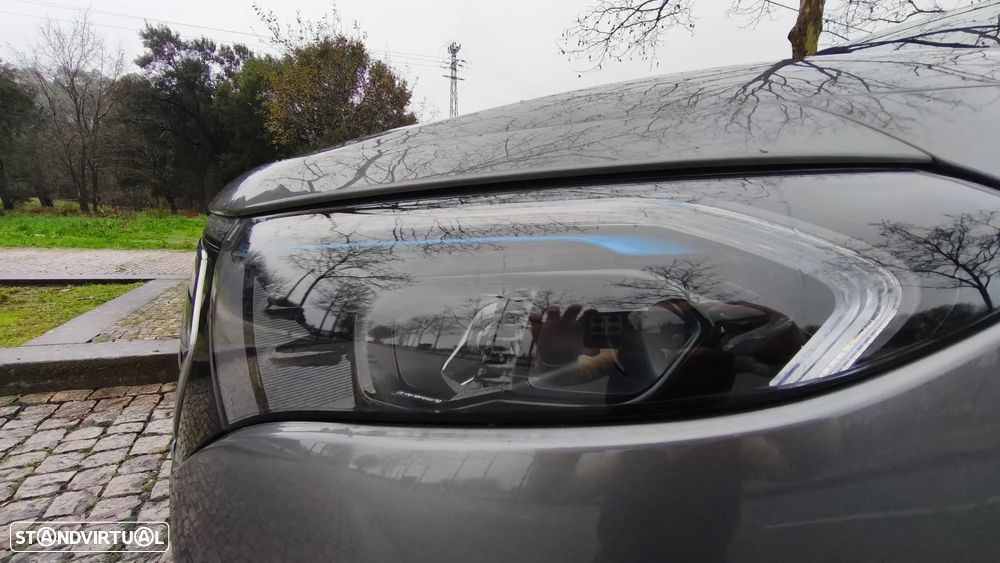 Mercedes-Benz EQA 250 - 16