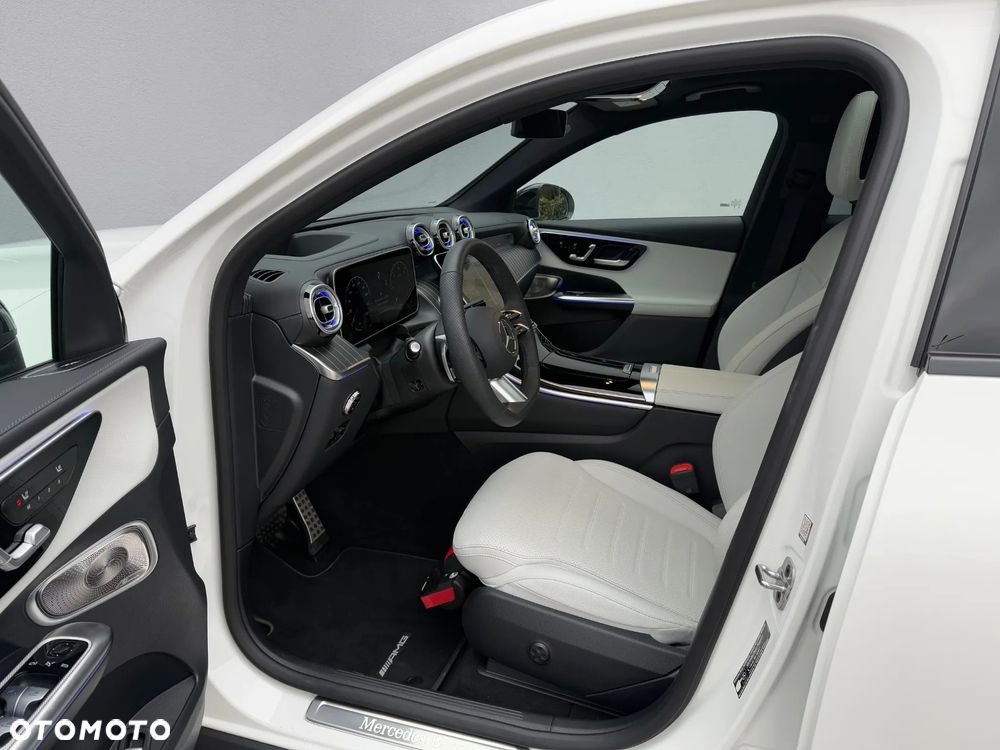 Mercedes-Benz GLC - 9