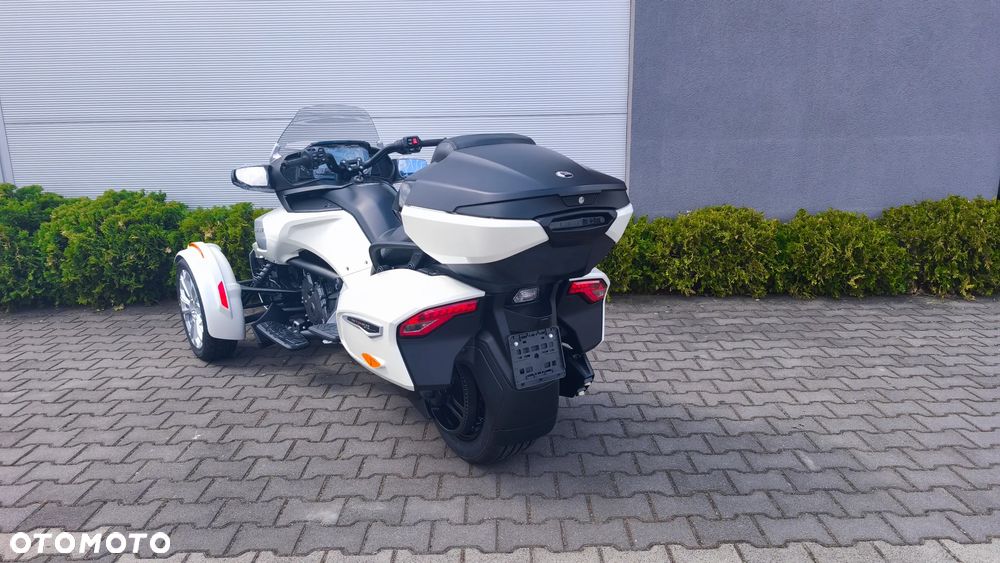 Can-Am Spyder - 5