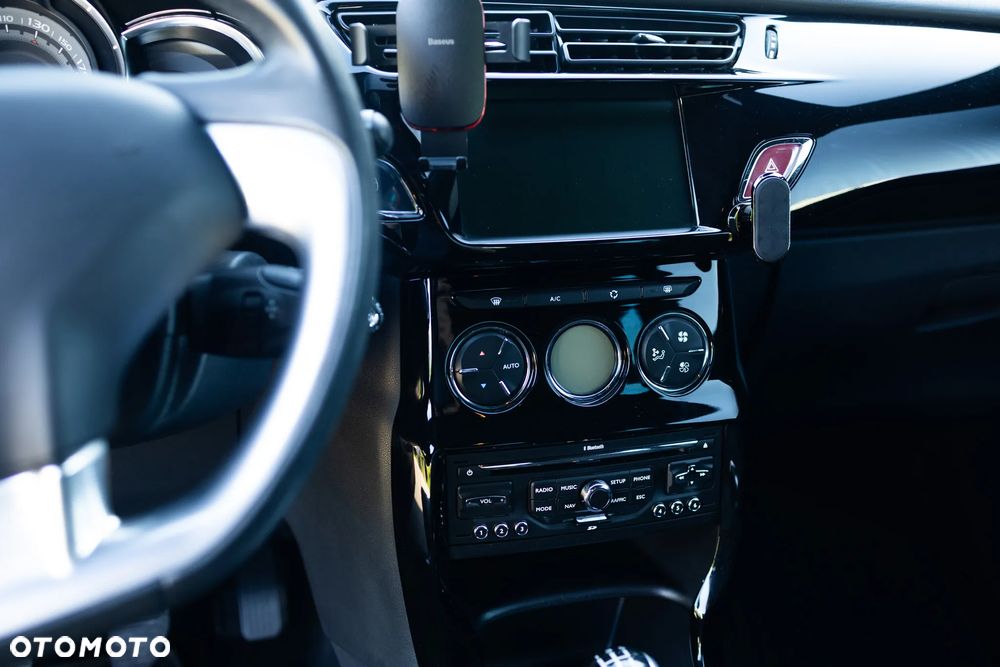 Citroën DS3 1.6 e-HDi SoChic - 13
