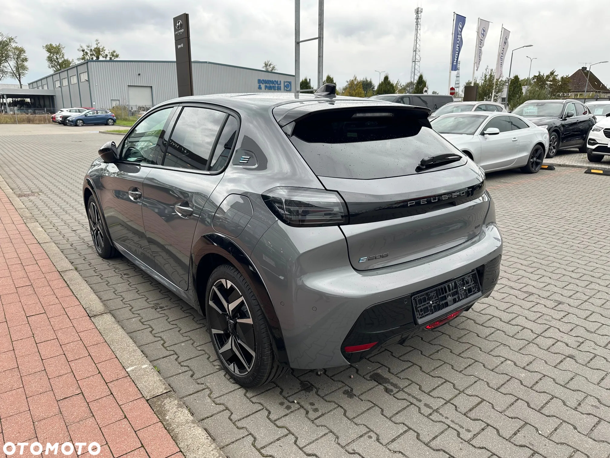 Peugeot 208 e-208 46.3kWh GT - 5