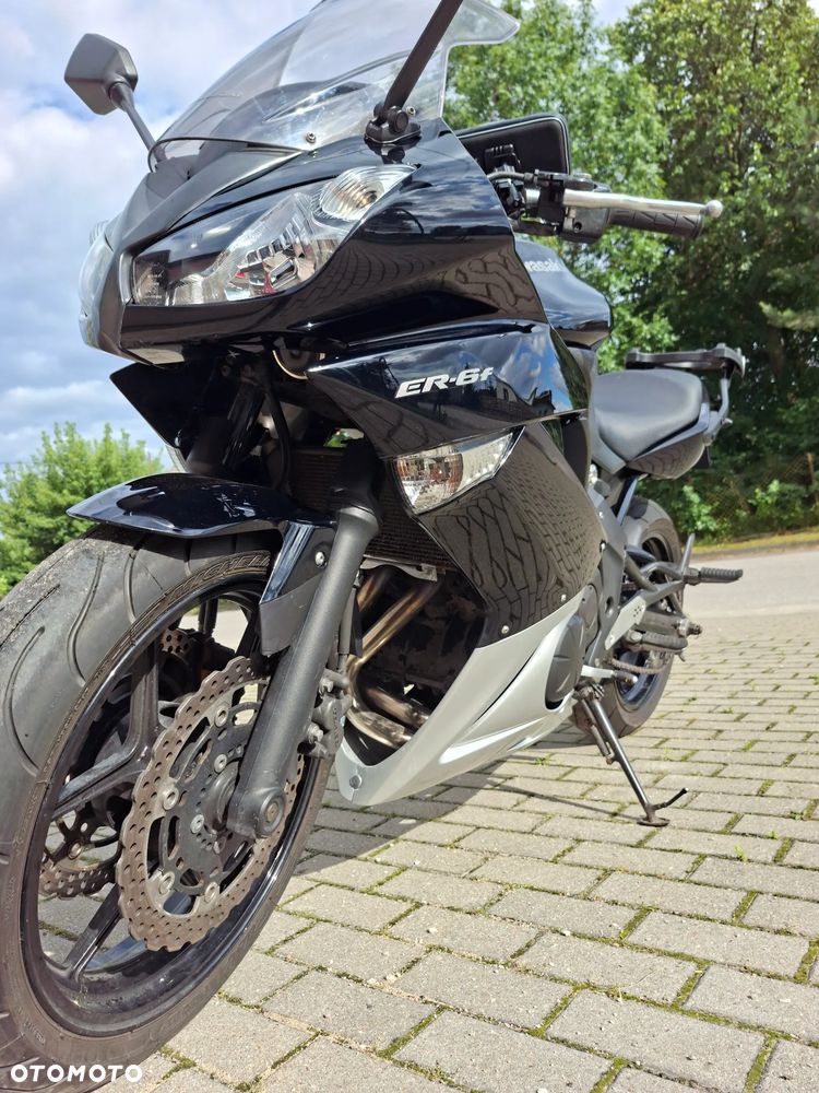 Kawasaki ER - 9
