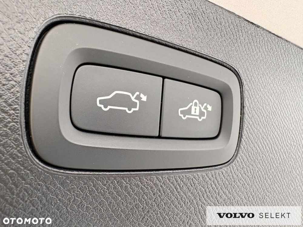 Volvo XC 90 - 27