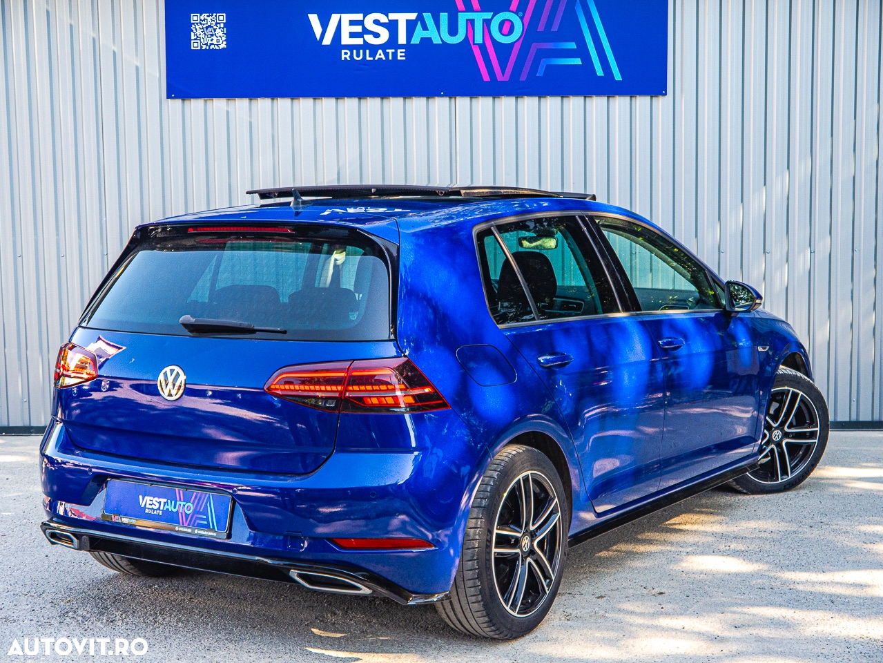 Volkswagen Golf 1.5 eTSI OPF DSG R-Line - 7