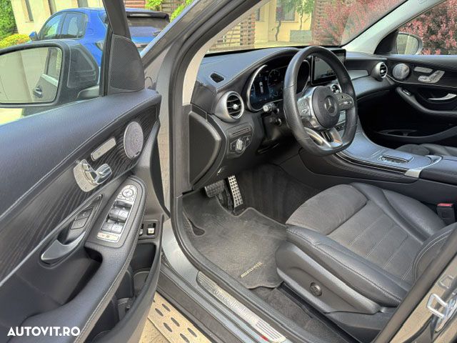Mercedes-Benz GLC - 6