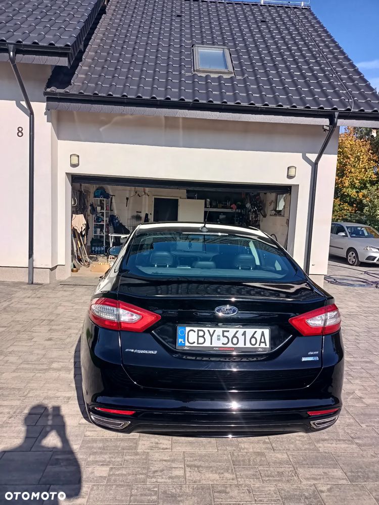Ford Fusion 2.0 EcoBoost Titanium - 14