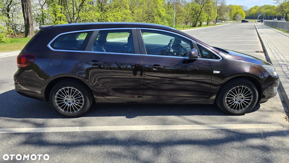 Opel Astra 2.0 CDTI Cosmo - 7