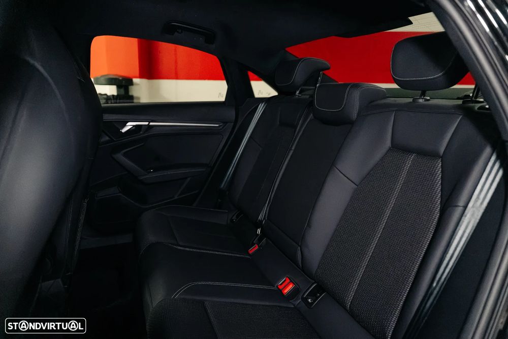 Audi S3 TFSI quattro S tronic - 42