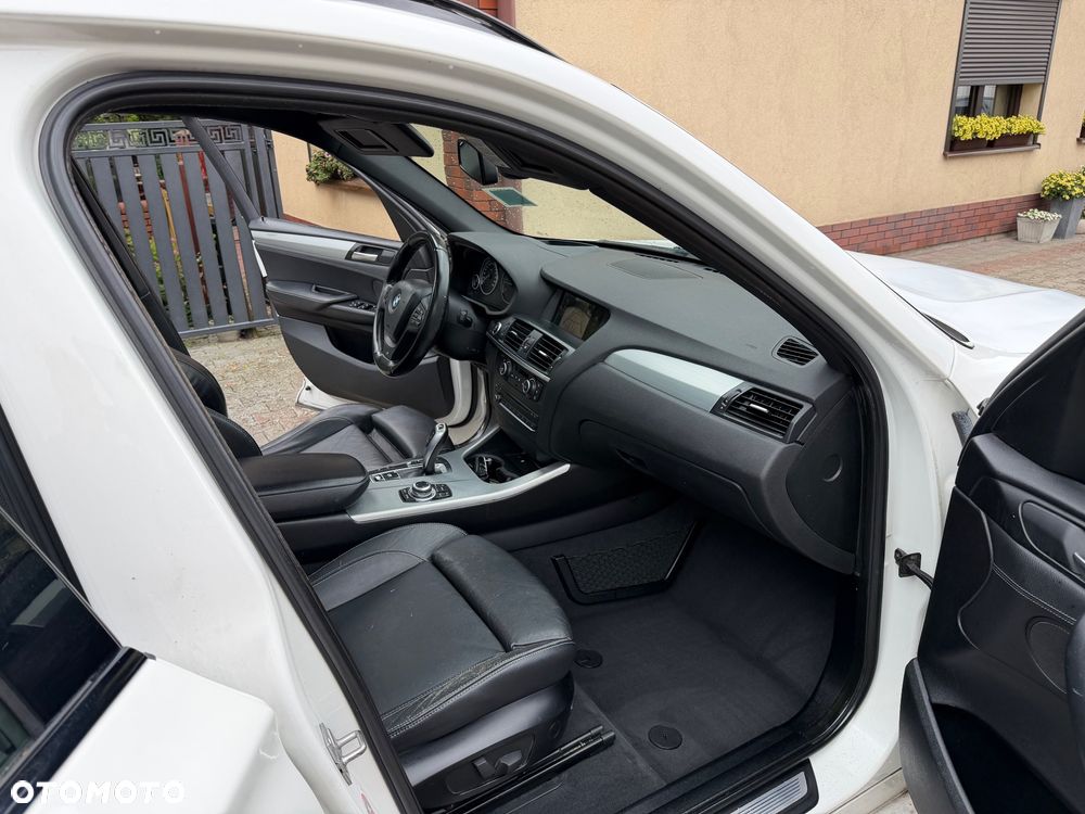 BMW X3 xDrive20d - 13