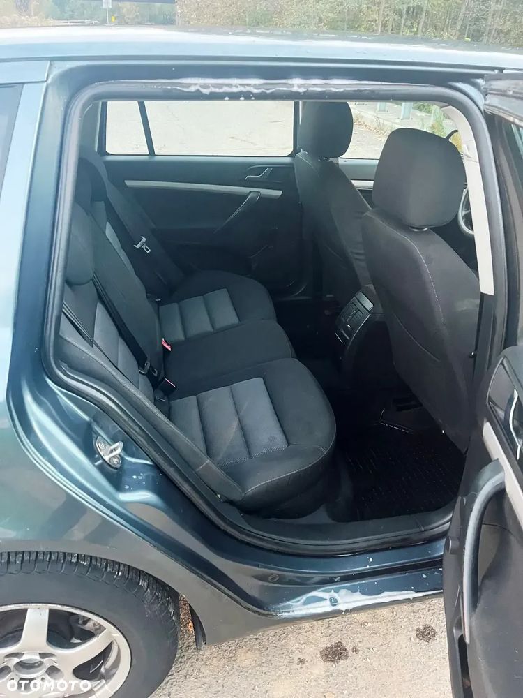 Skoda Octavia 1.6 Combi Selection - 14