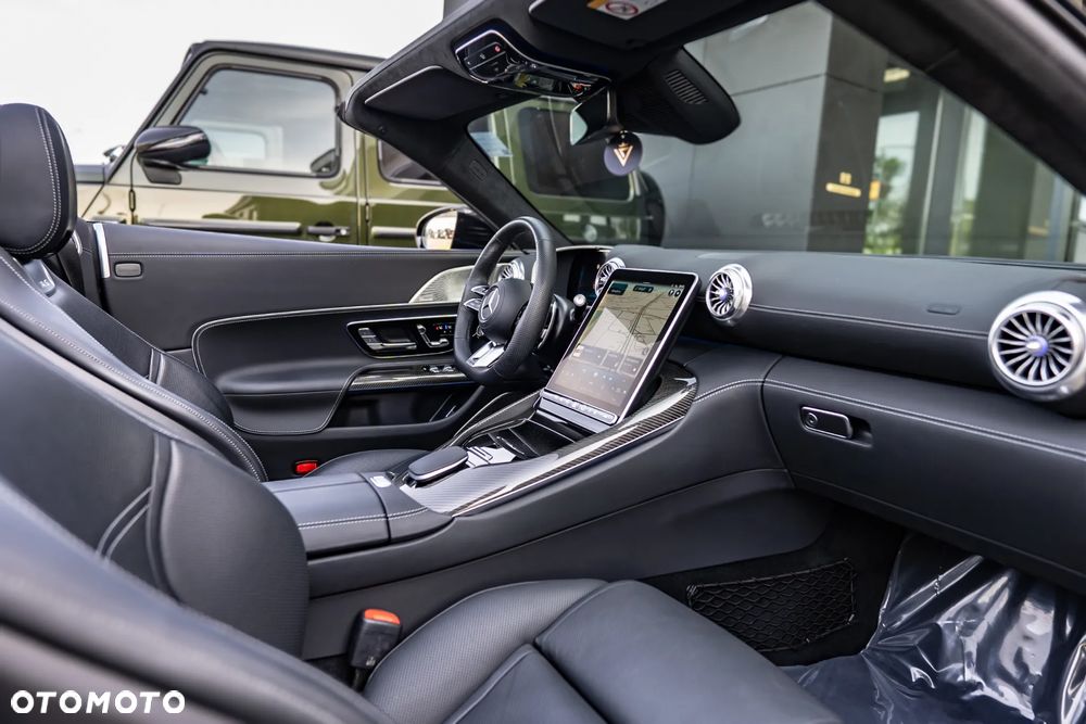 Mercedes-Benz SL AMG 63 4-Matic+ - 38