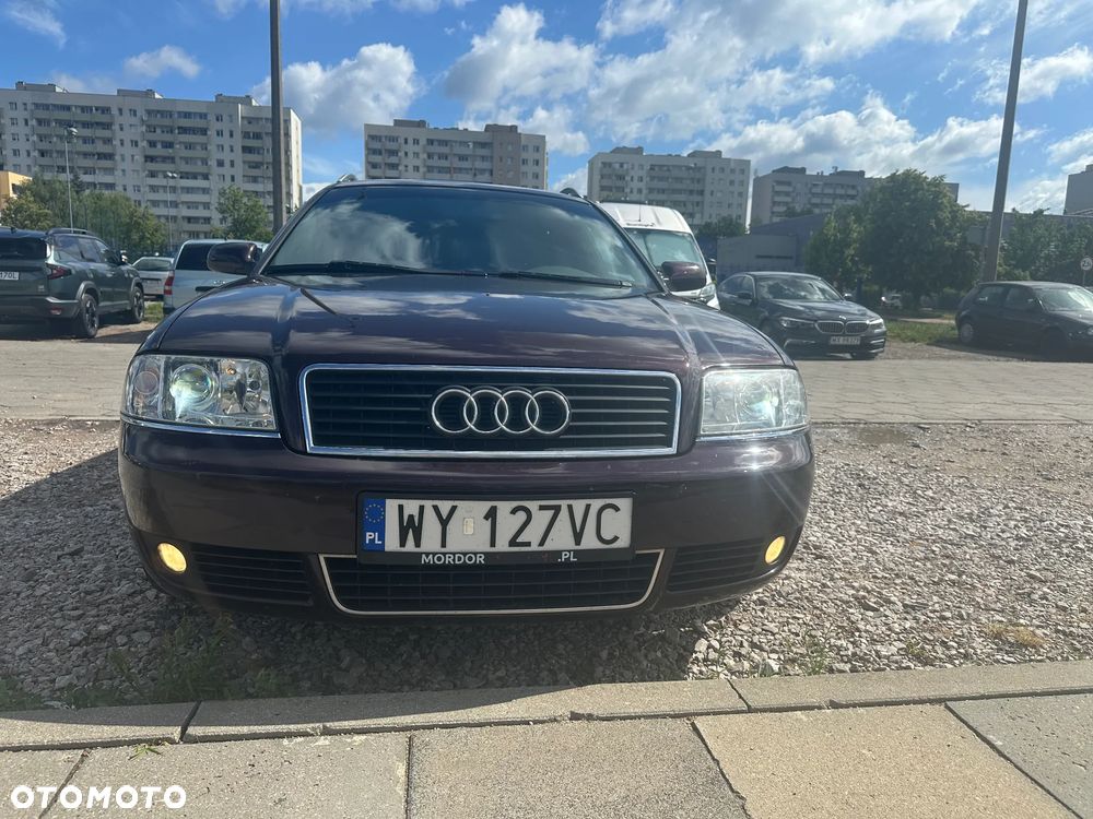 Audi A6 Avant 2.4 - 35