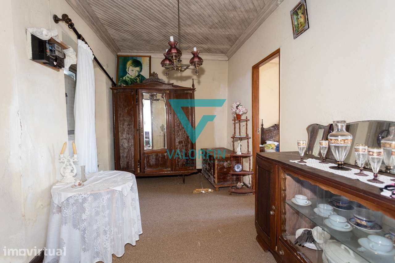 MORADIA T1 E T2 PARA REMODELAÇÃO E TERRENO | SOURE - Grande imagem: 5/16