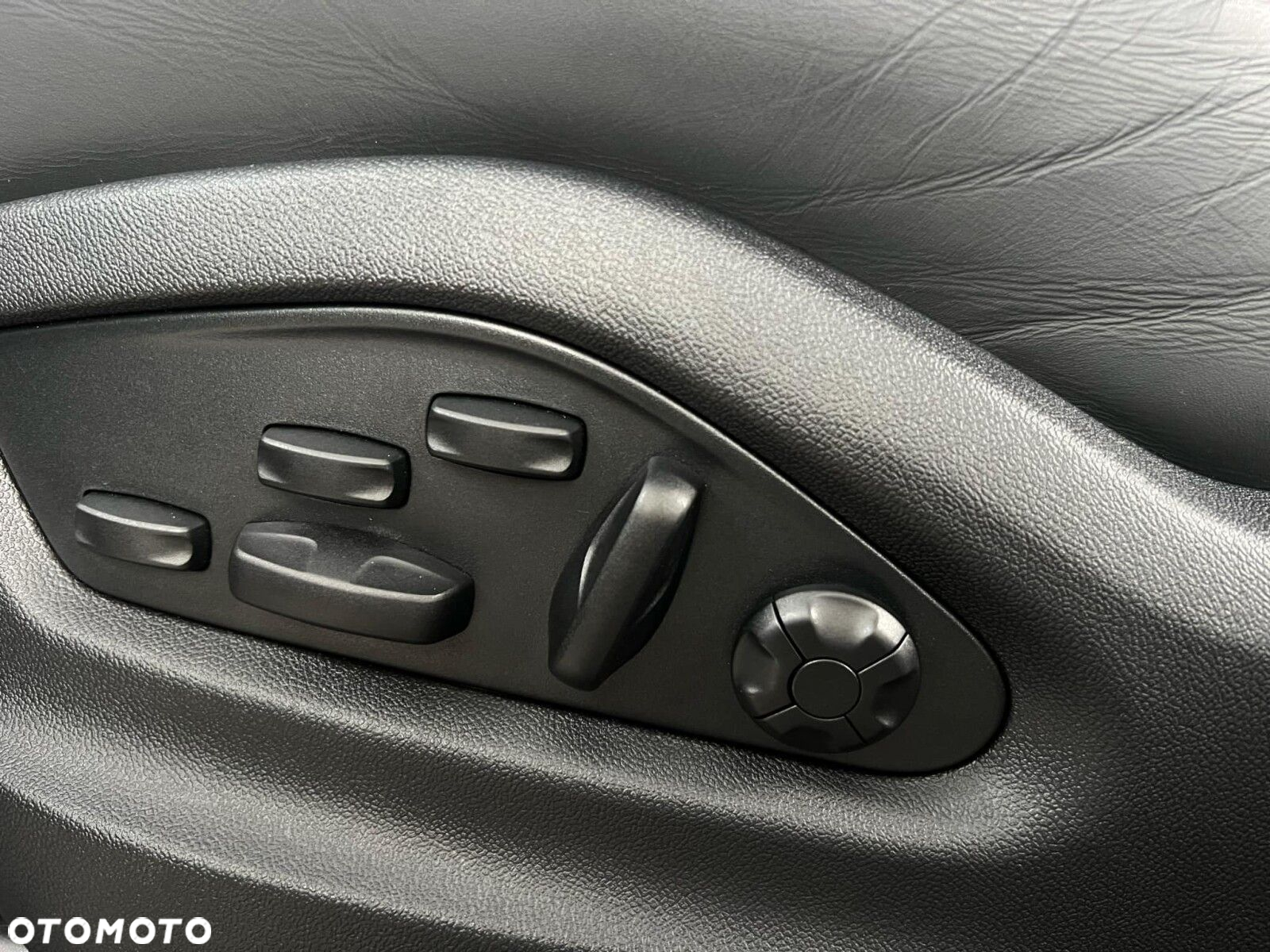 Porsche Cayenne - 24