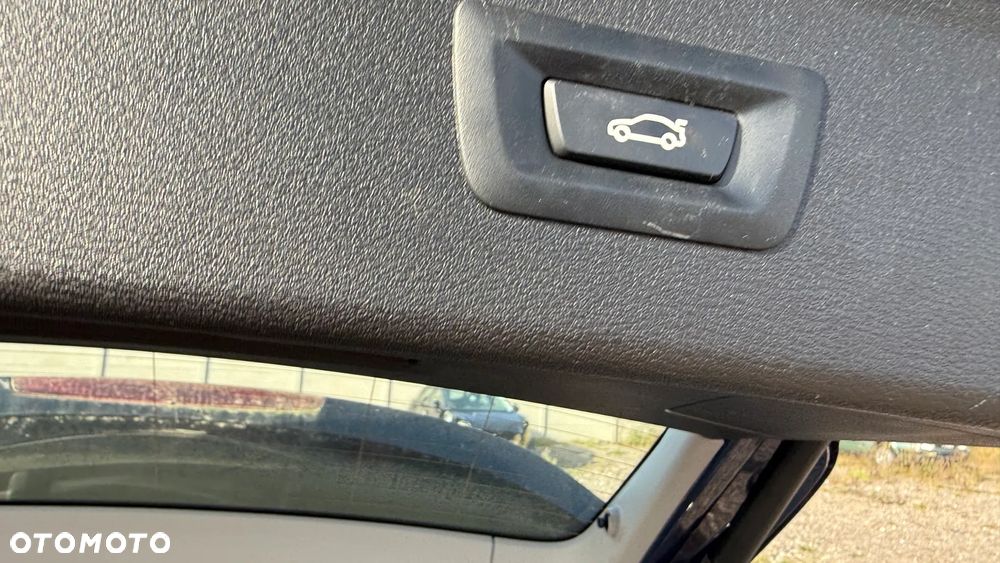 BMW X1 sDrive16d - 16