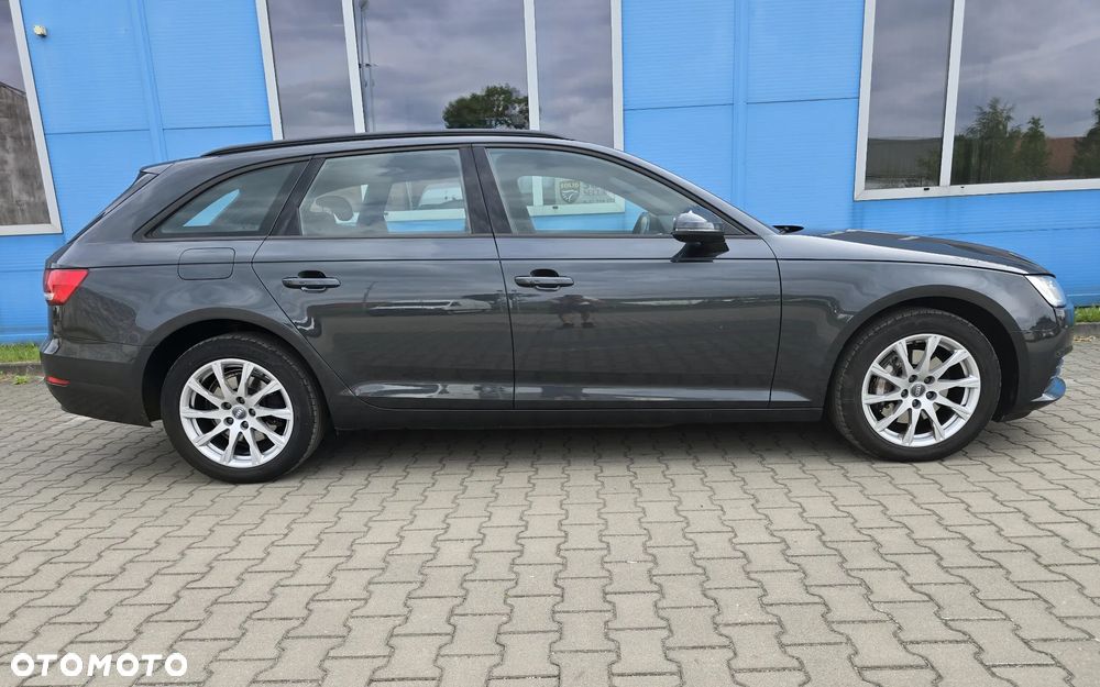 Audi A4 Avant 2.0 TDI ultra S tronic sport - 11