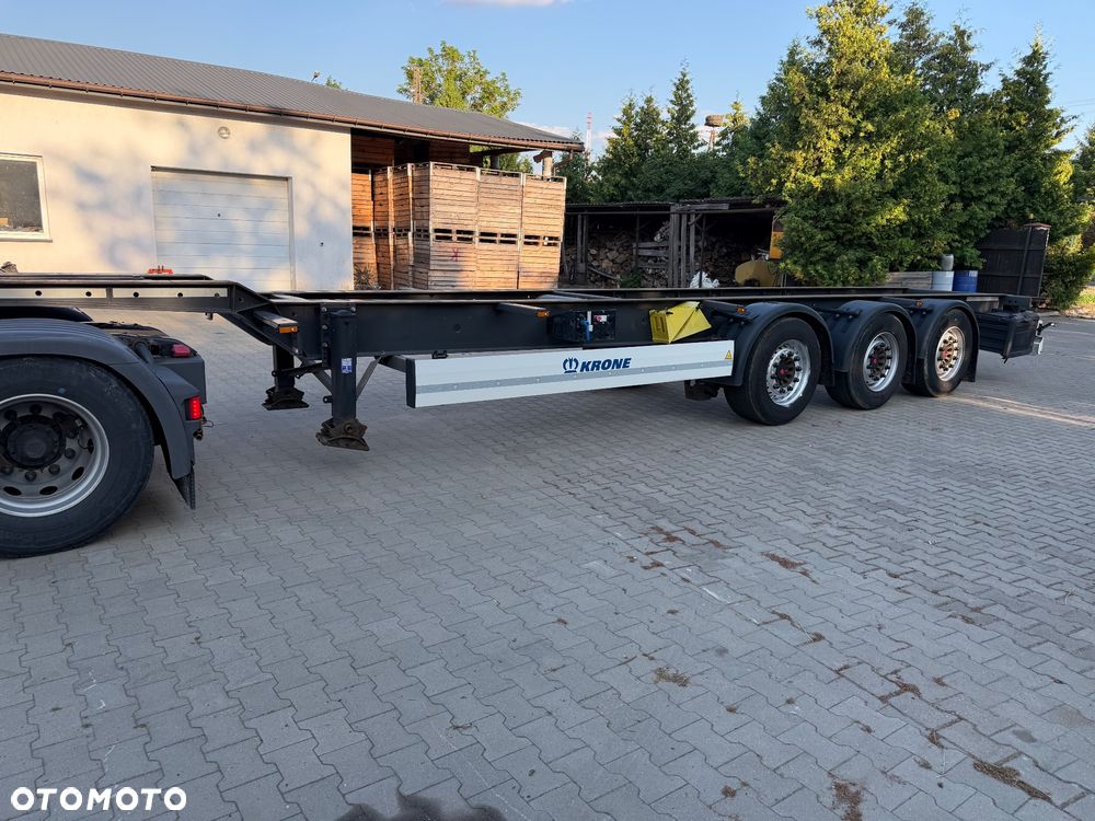 Krone SD 40"-45" / 4100 kg / lekka / sprowadzona / oś podnoszona / Podkontenerowa / pod kontenerowa - 9