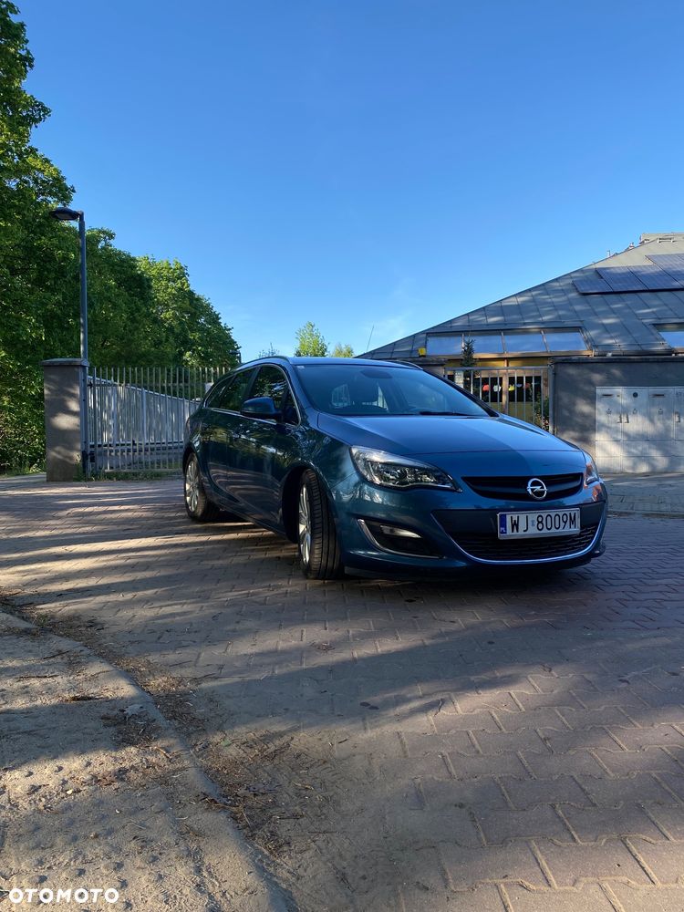 Opel Astra 1.4 T Cosmo S&S EU6 - 4