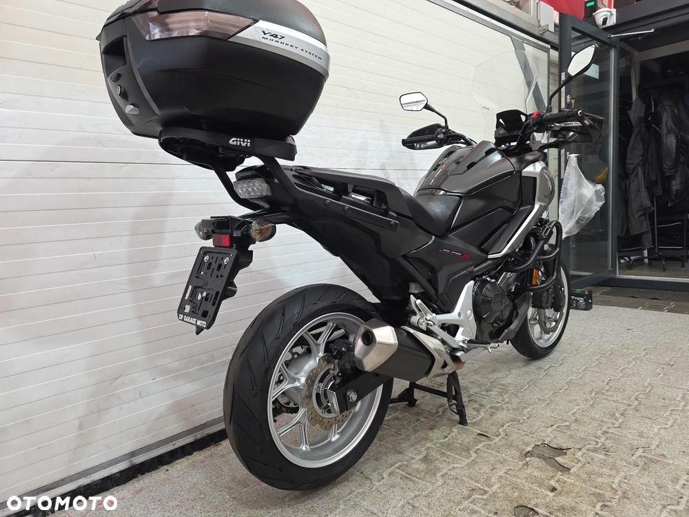 Honda NC - 18