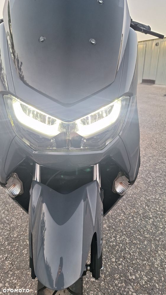 Yamaha NMAX - 24
